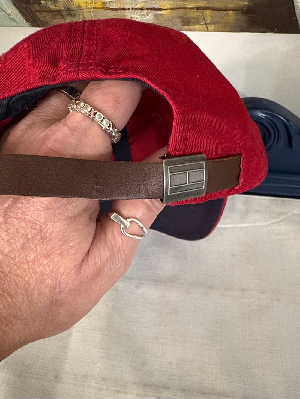 Tommy Hilfiger Red Embroidered Hilfiger Baseball Cap GUC - Picture 2 of 4